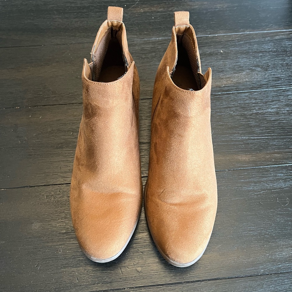 Women's Tan Ankle Boots